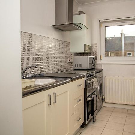 Beach Walk Apartment Броути Фери Екстериор снимка